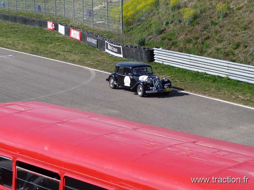 2014_Tour_Auto (9).JPG - Tour Auto 2014 Optic 2000, Anneau du Rhin, participant N° 202 PETIT/CARON FRA/FRA Citroen Traction 15-six 1950